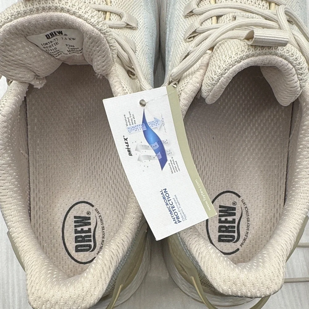 DREW Women’s ‘Bestie’ Athletic/Walking Shoe size 7.5 2E XW - Picture 11 of 12
